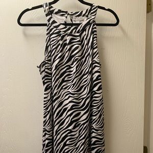Below the knee zebra dress with pockets